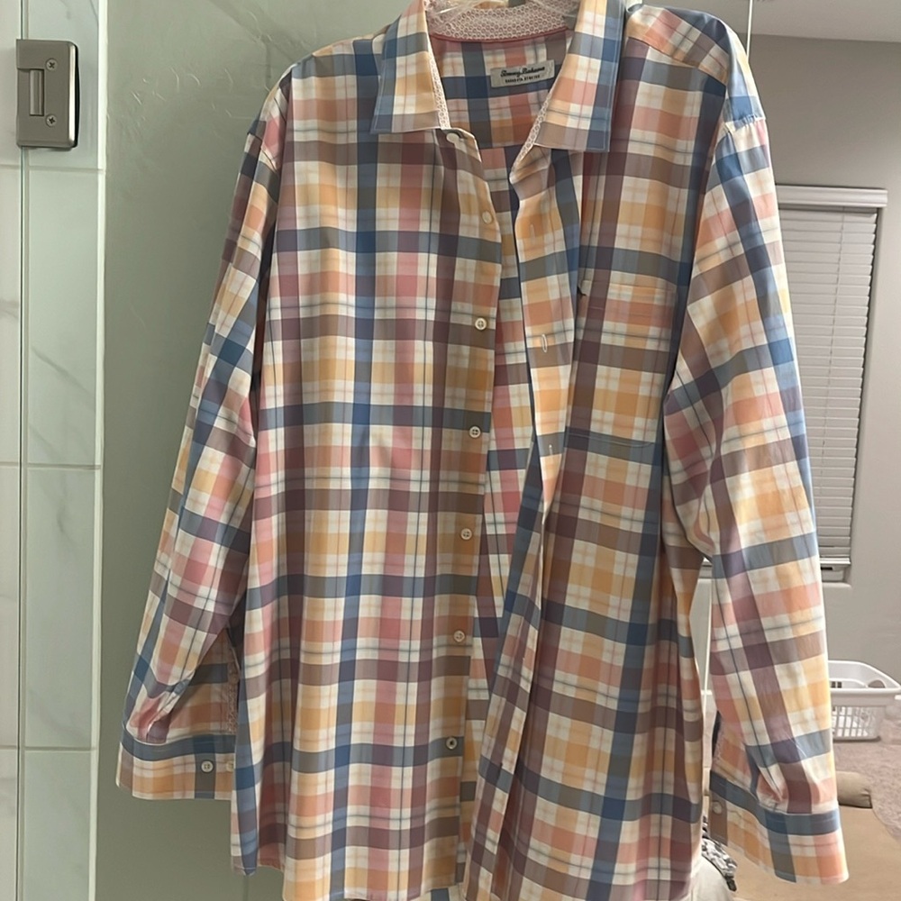 Tommy Bahama Plaid Long Sleeve Button Down